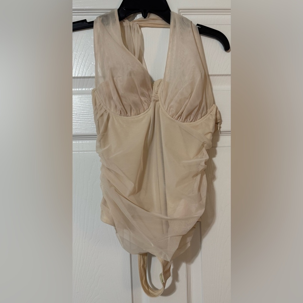 Le Lis Cream Bodysuit